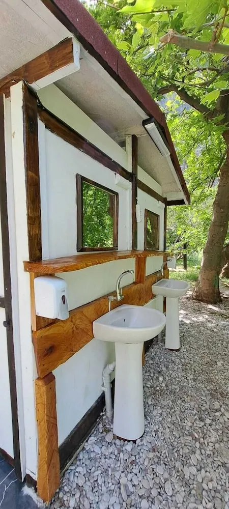 Design Çadır, Dağ Manzaralı, Bahçeli