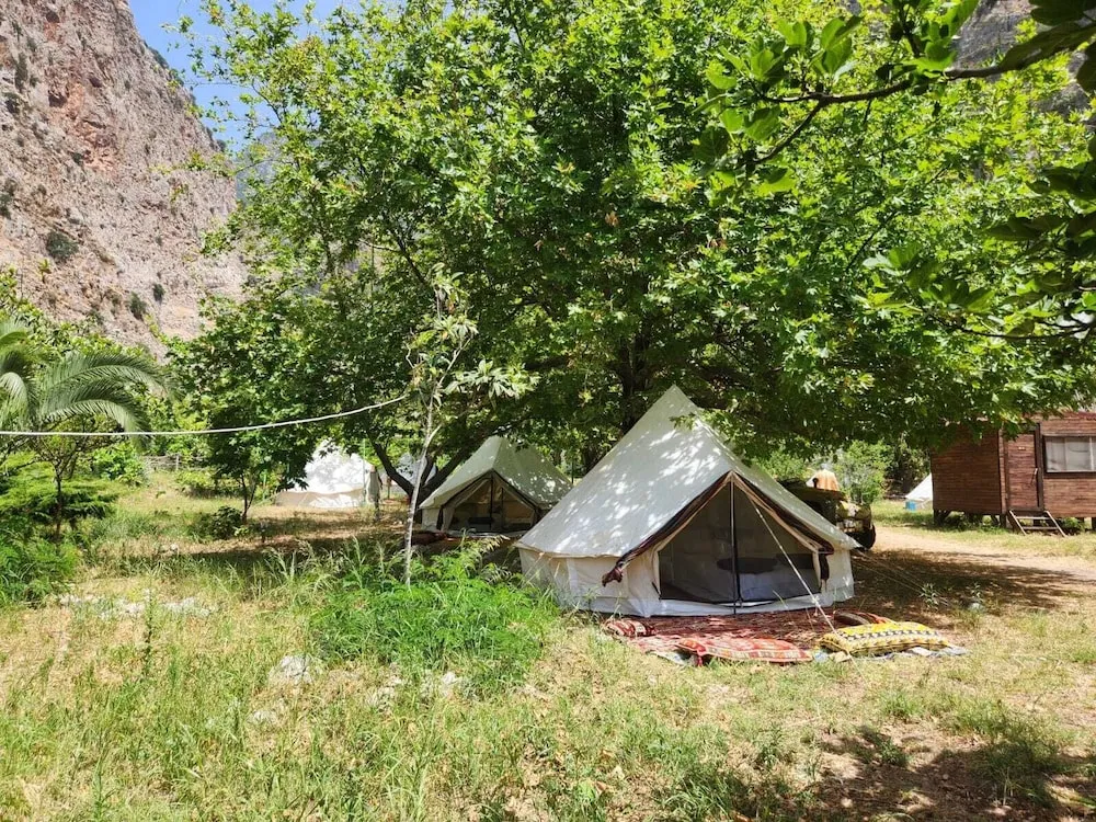 Design Çadır, Dağ Manzaralı, Bahçeli