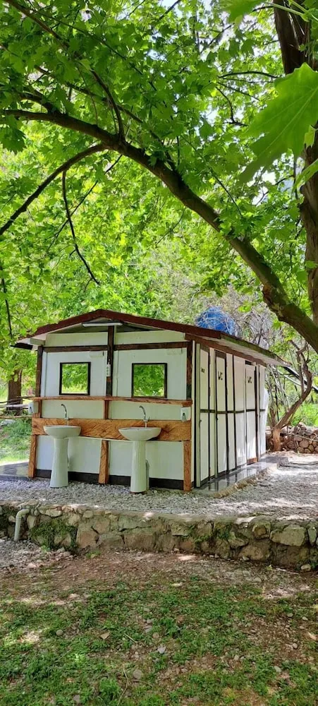Design Çadır, Dağ Manzaralı, Bahçeli