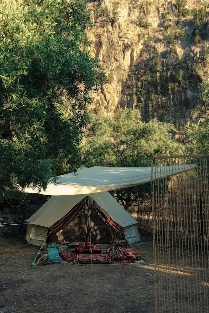 Design Çadır, Dağ Manzaralı, Bahçeli