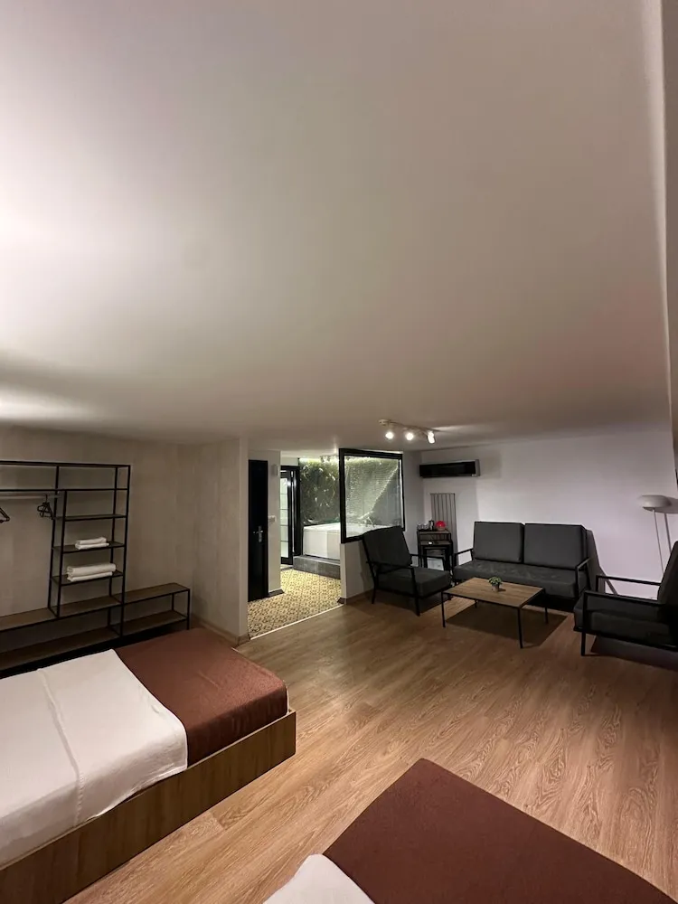 Deluxe Üç Kişilik Oda