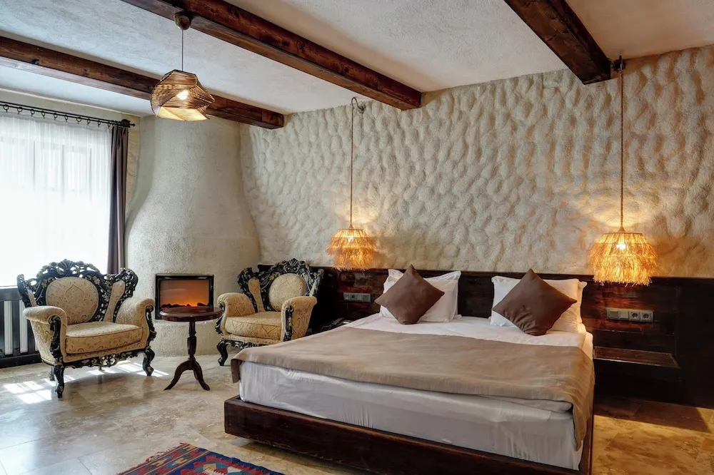 Royal Stone Suite with Jacuzzi