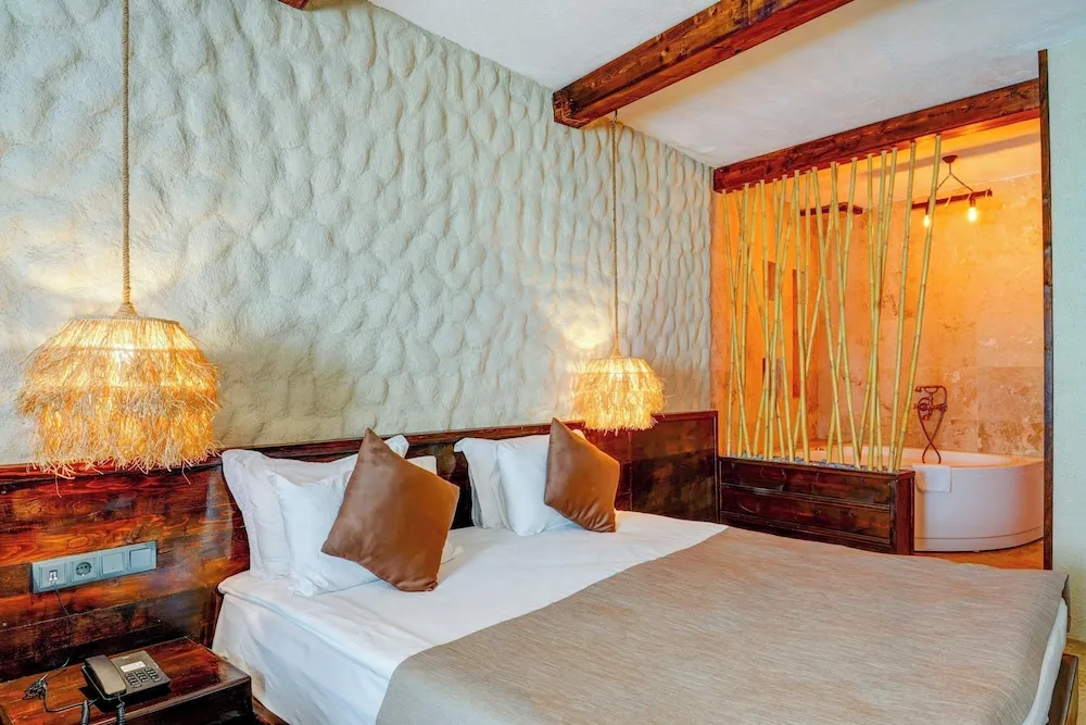 Royal Stone Suite with Jacuzzi