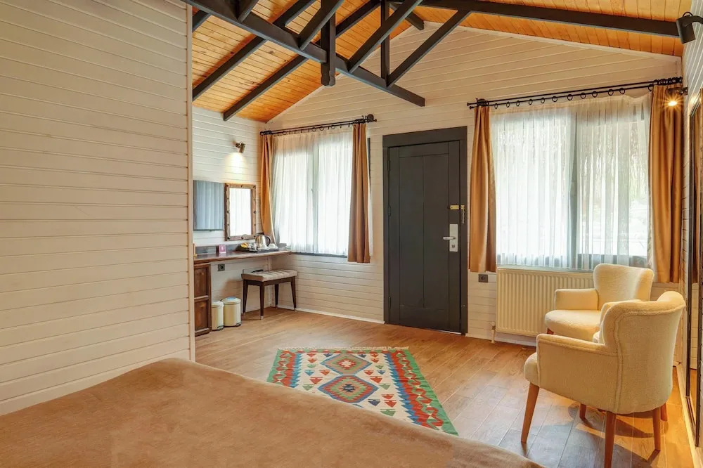 Bungalow Garden View Room