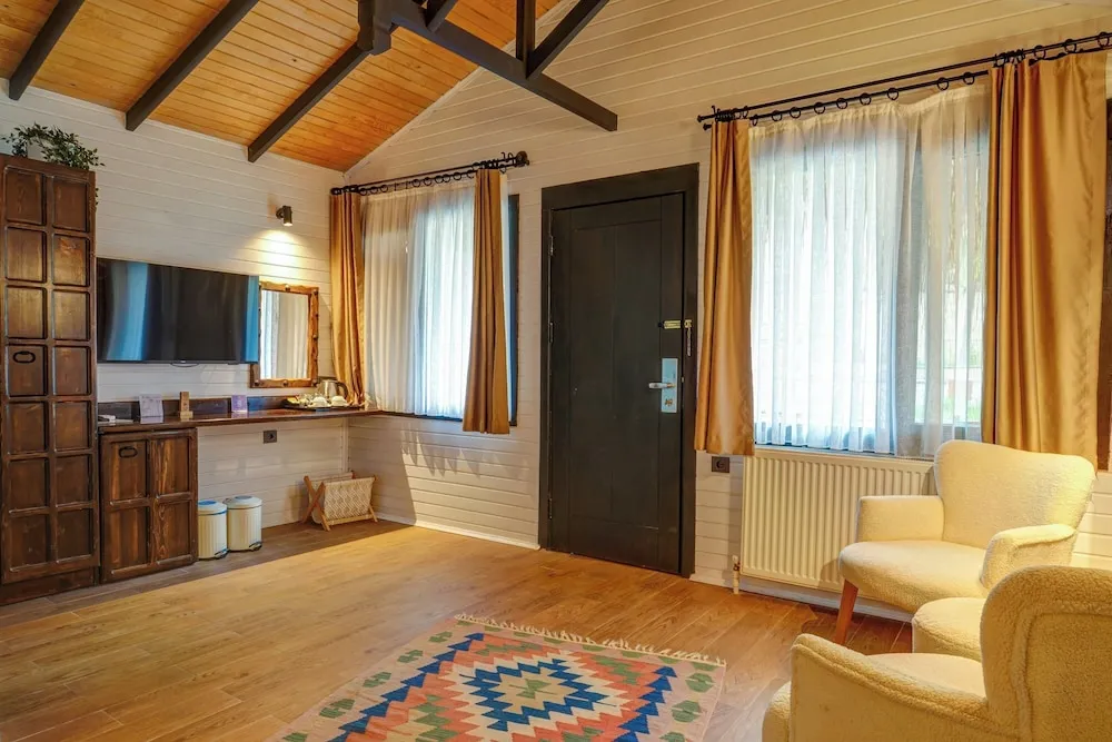 Bungalow Garden View Room