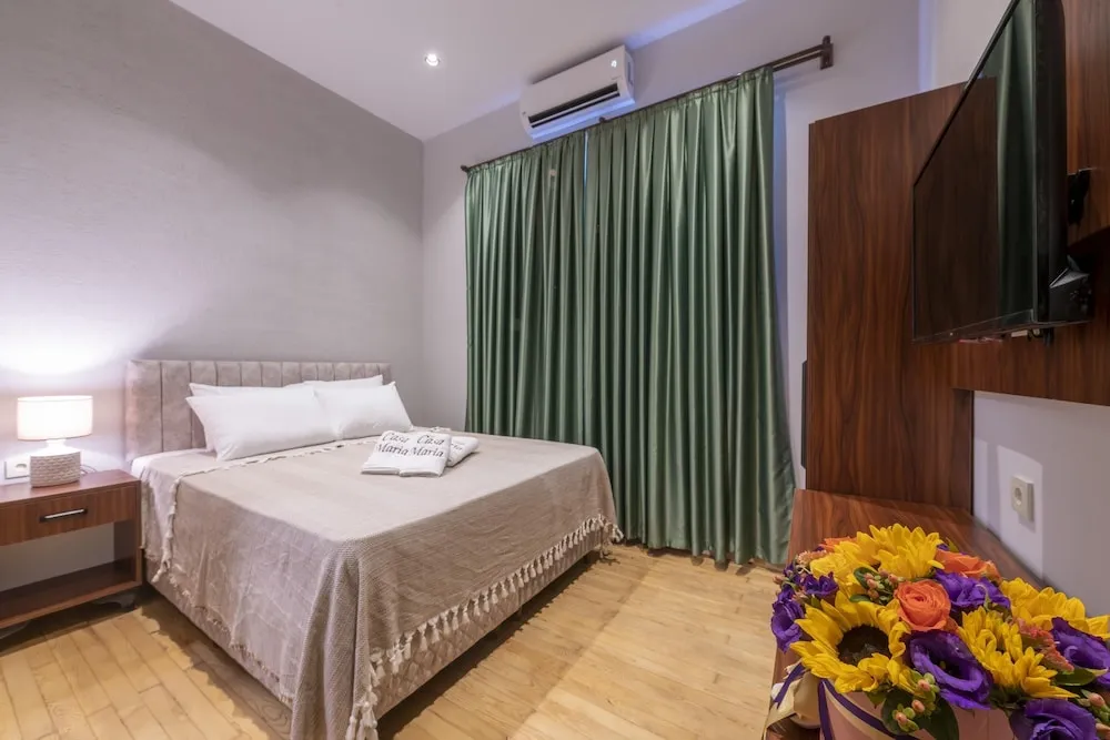 Standard Tek Büyük Yataklı Oda