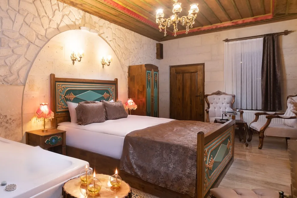 Romantic Tek Büyük Yataklı Oda
