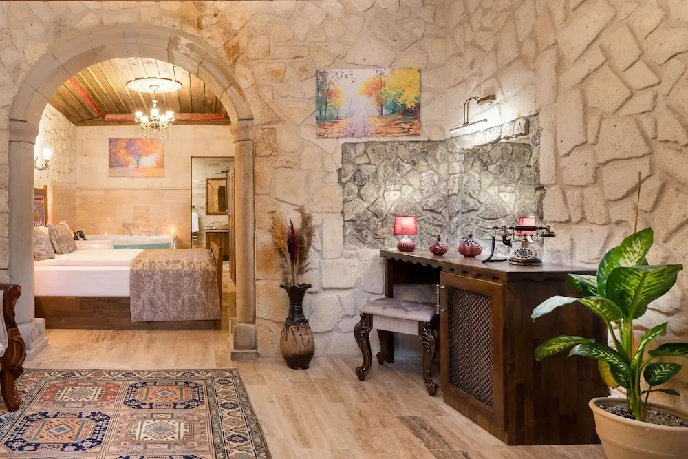 Honeymoon Tek Büyük Yataklı Oda