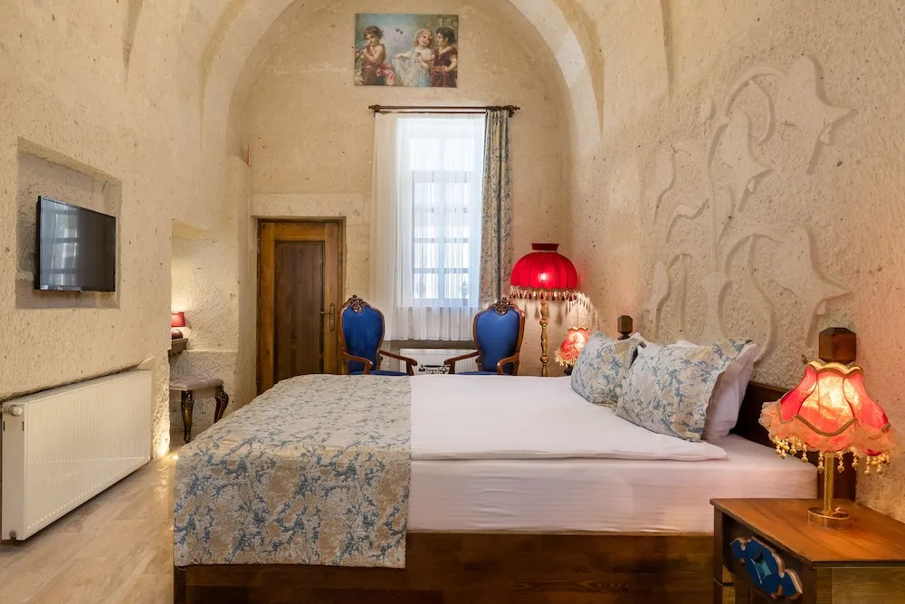 Standard Tek Büyük Yataklı Oda