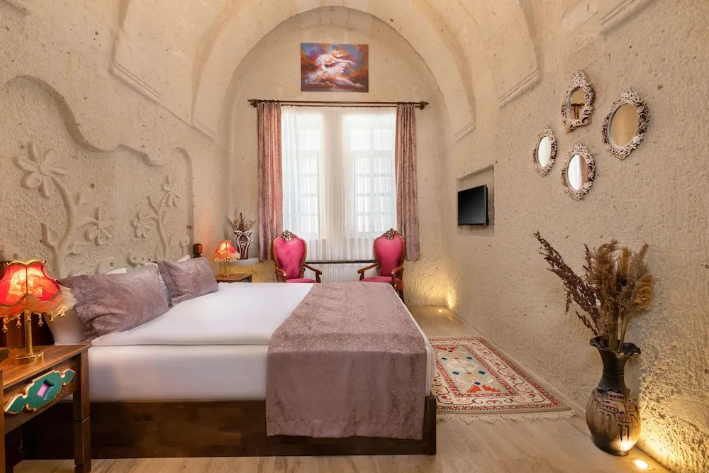 Standard Tek Büyük Yataklı Oda