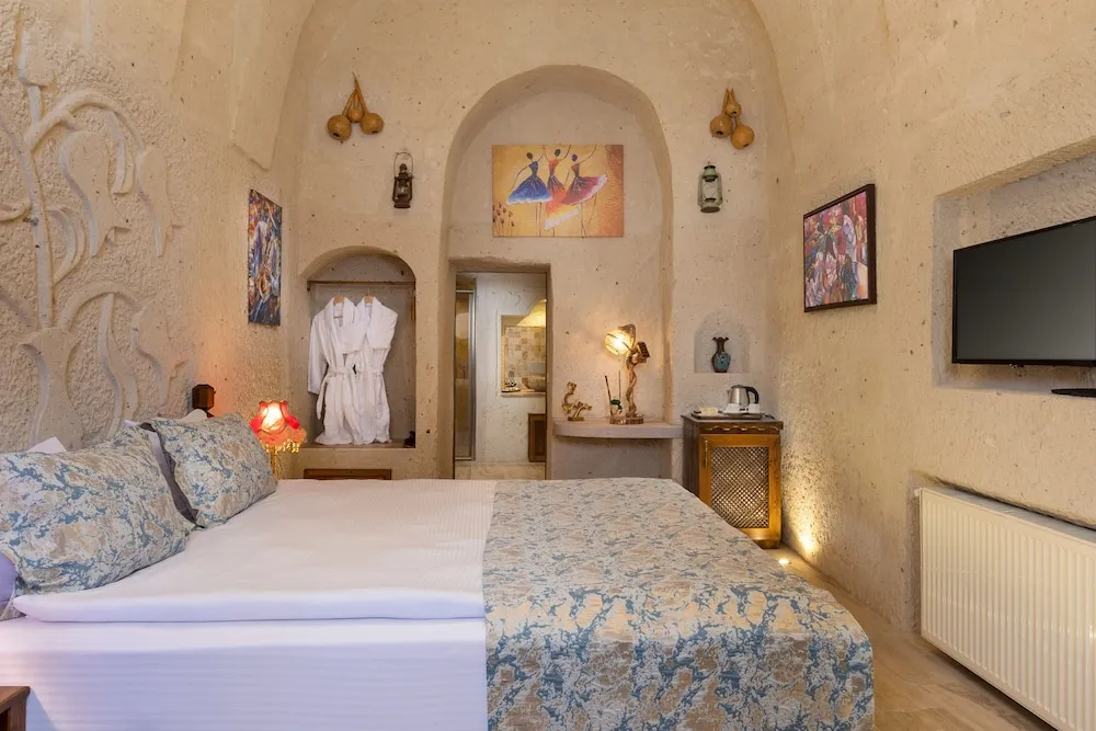 Standard Tek Büyük Yataklı Oda