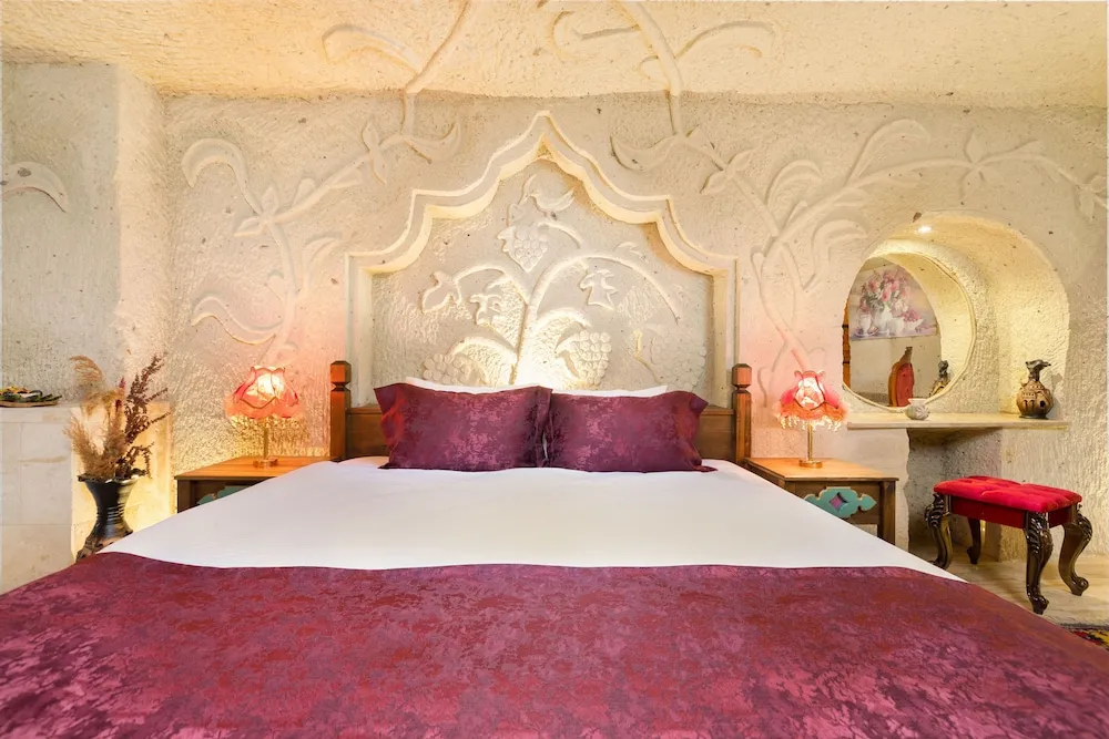 Luxury Tek Büyük Yataklı Oda