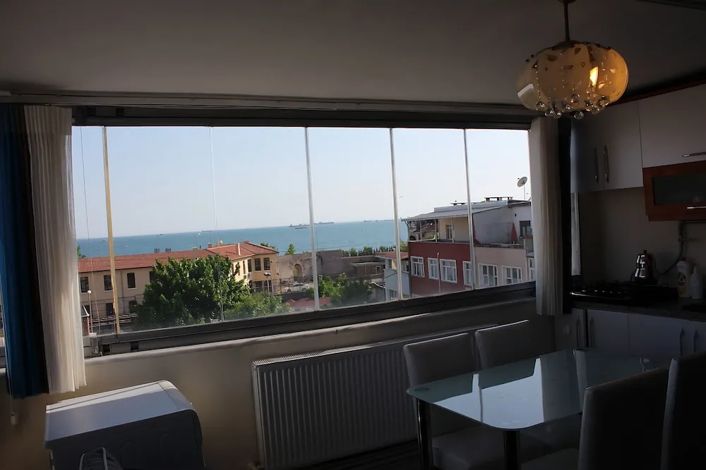 Deluxe Apart Daire, Mutfak, Deniz Manzaralı