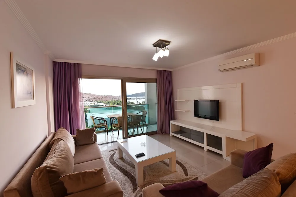 Apart Daire, 2 Yatak Odası, Bahçe Manzaralı