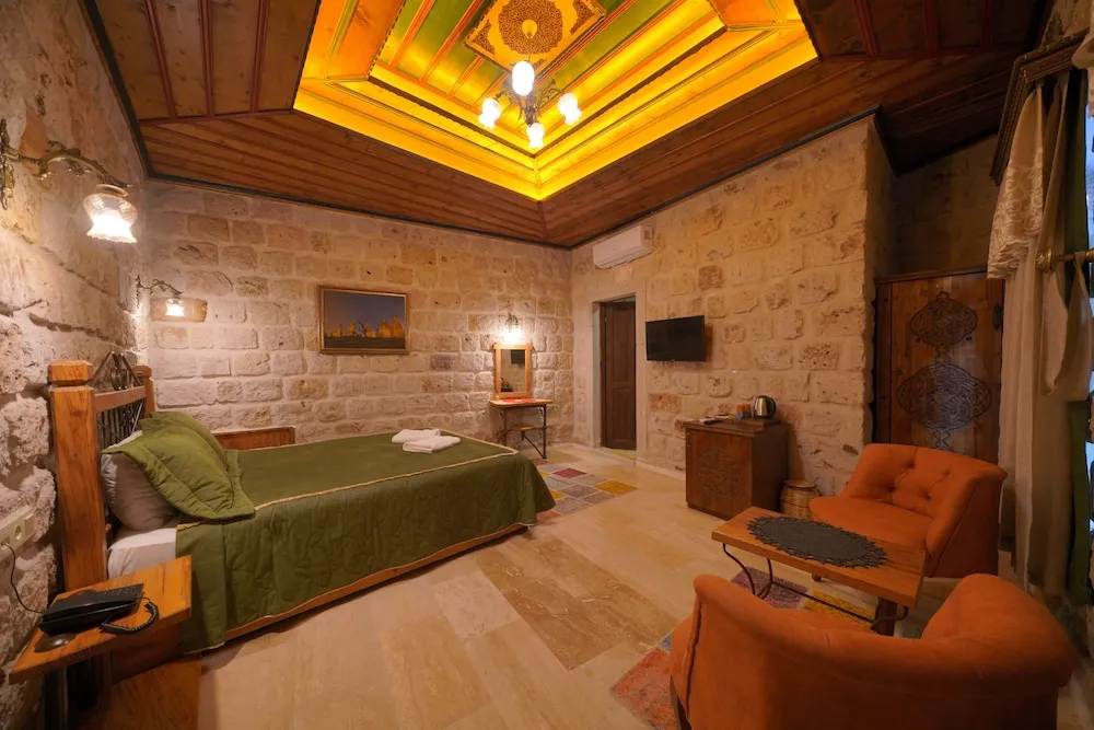 Superior Stone Room - 8