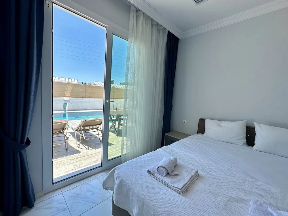 Villa, 3 Yatak Odası, Kişiye Özel Havuzlu, Havuz Manzaralı