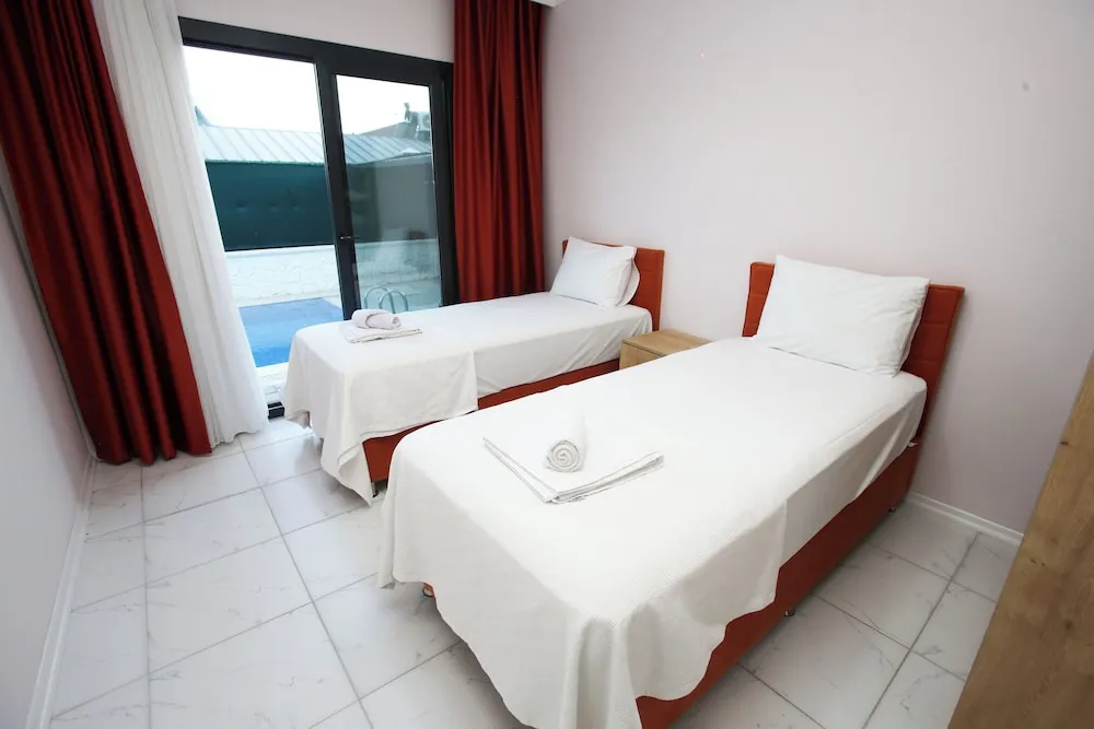 Villa, 3 Yatak Odası, Kişiye Özel Havuzlu, Havuz Manzaralı