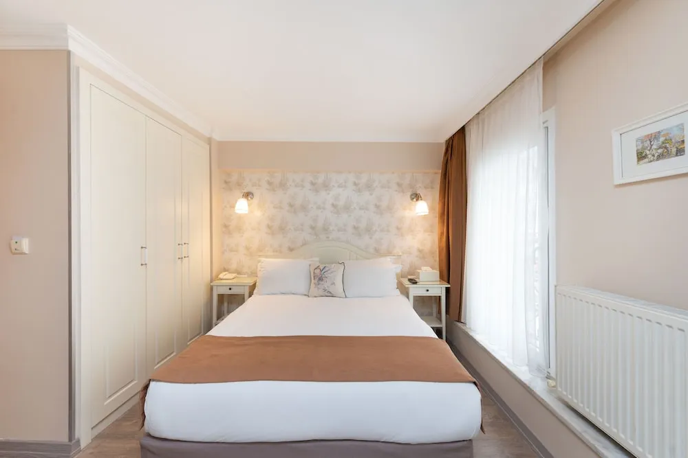 Economy Tek Büyük Yataklı Oda