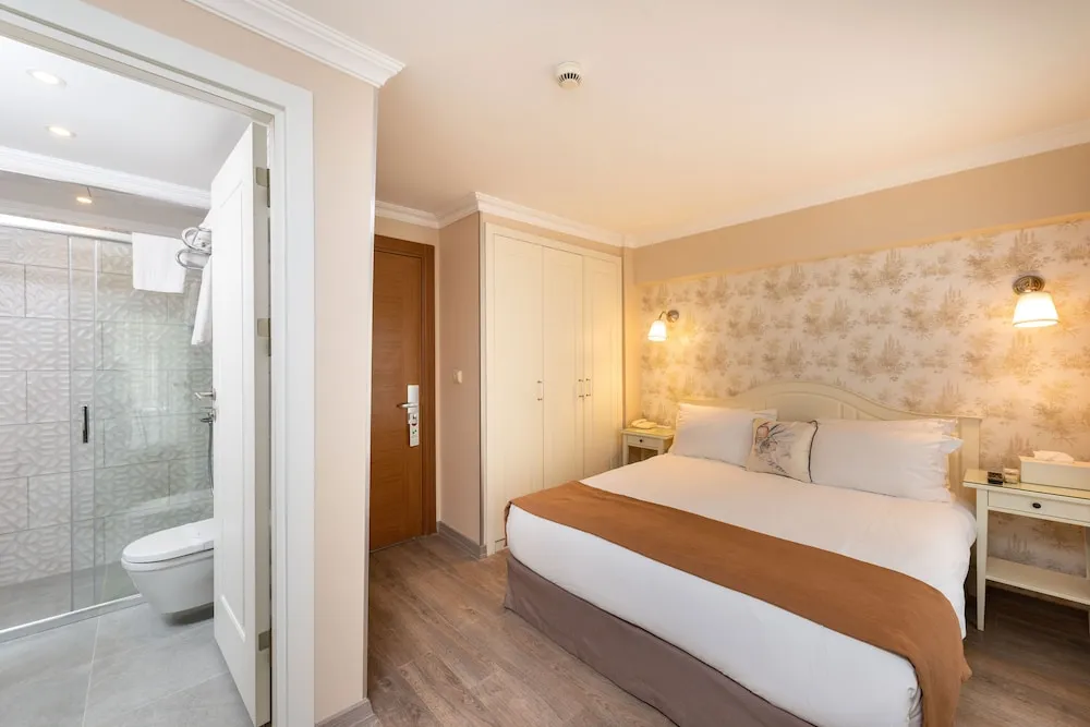 Economy Tek Büyük Yataklı Oda