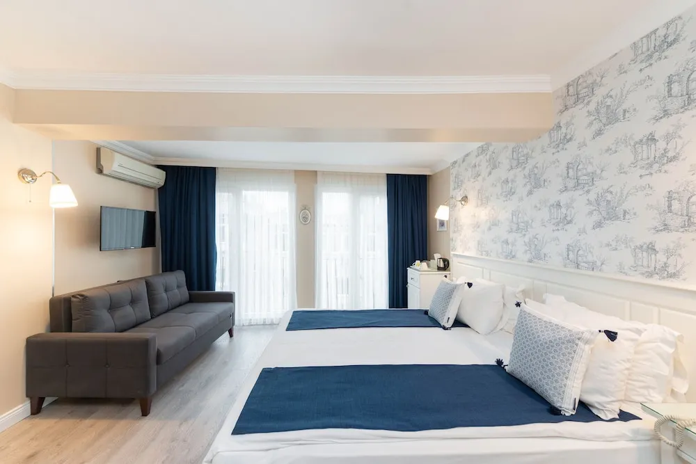 Superior Tek Büyük veya İki Ayrı Yataklı Oda, Deniz Manzaralı