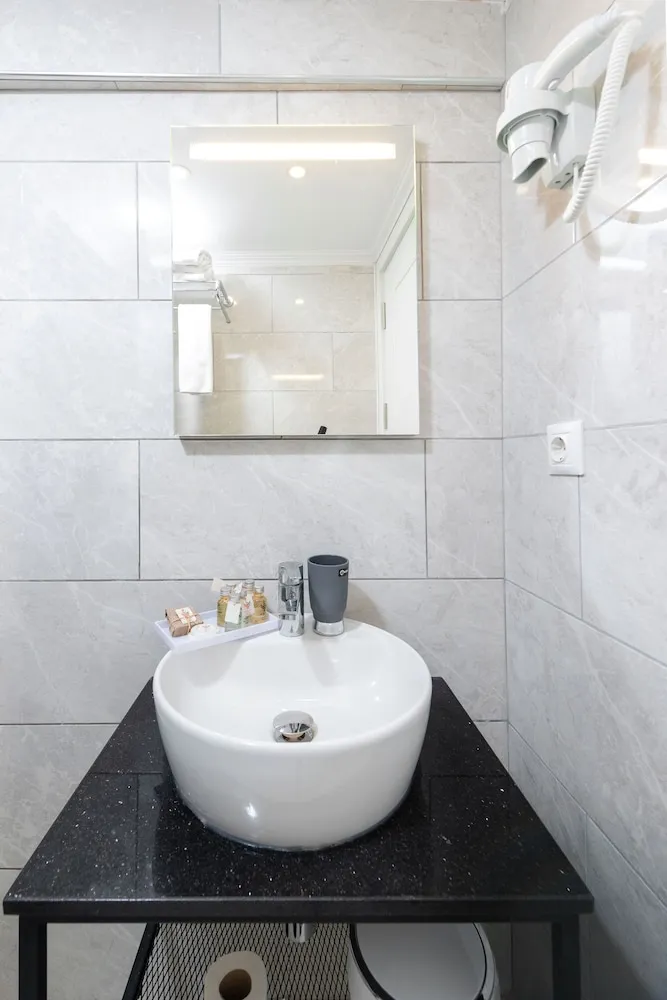 Superior Tek Büyük veya İki Ayrı Yataklı Oda, Deniz Manzaralı