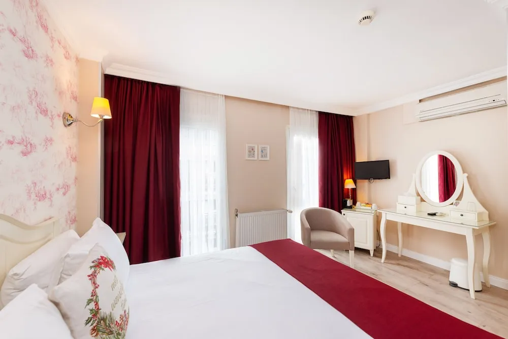 Standard Tek Büyük Yataklı Oda