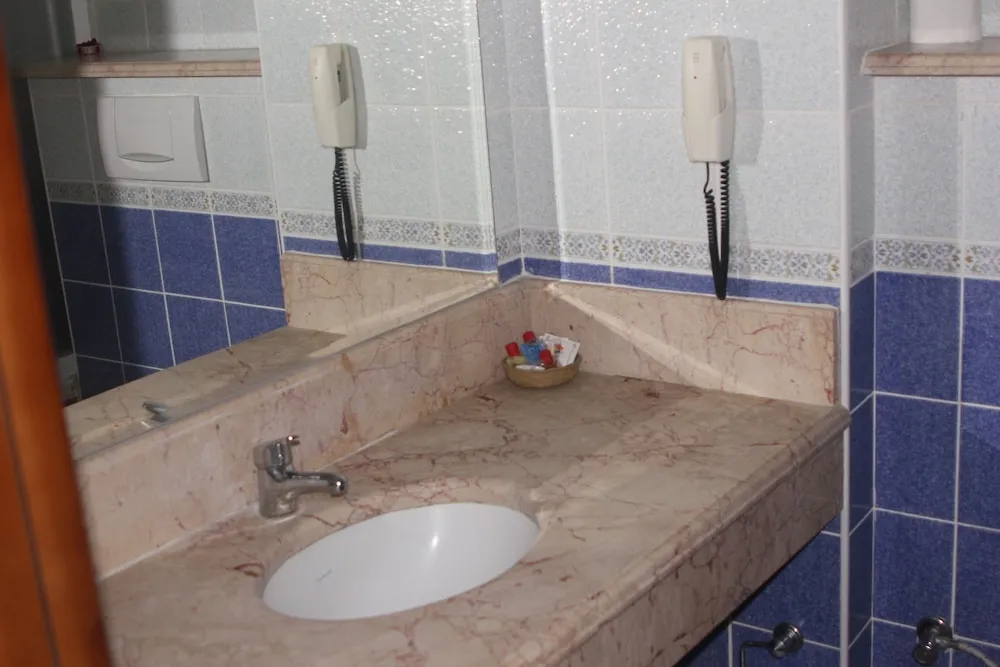 Standard Oda, Kısmi Deniz Manzaralı