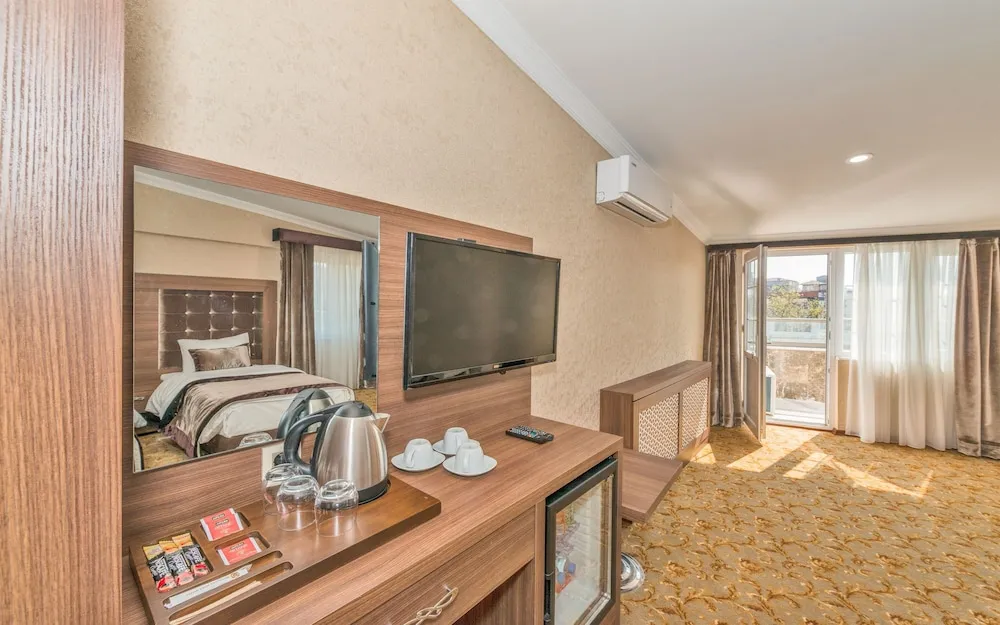 Standard Dört Kişilik Oda, Balkon