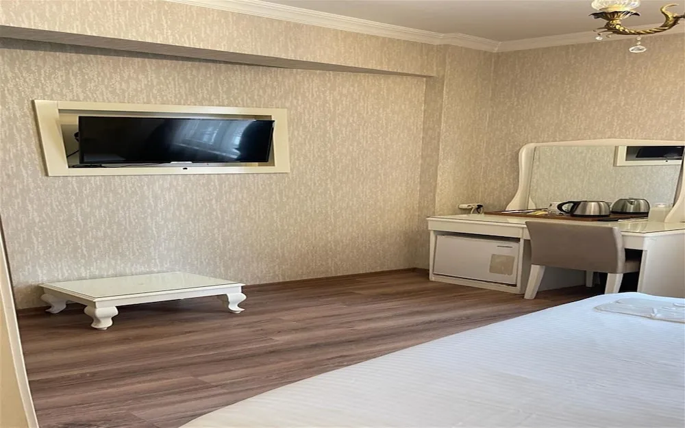 Standard Tek Büyük veya İki Ayrı Yataklı Oda, 1 Yatak Odası