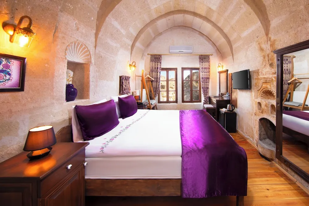 Deluxe Stone Room 206