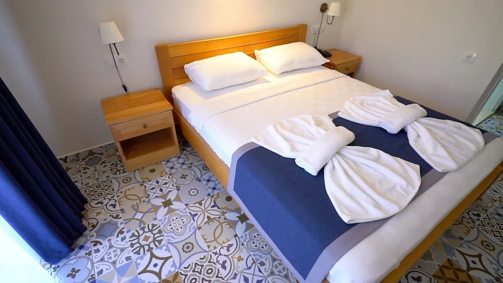 Tek Büyük Yataklı Oda