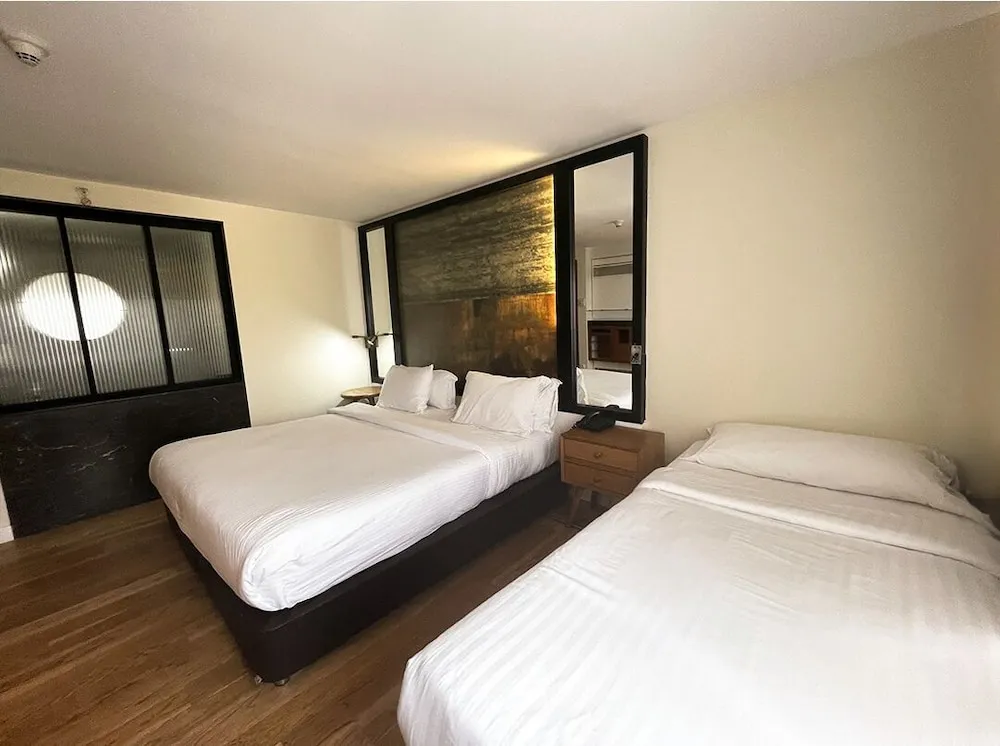 Deluxe Üç Kişilik Oda