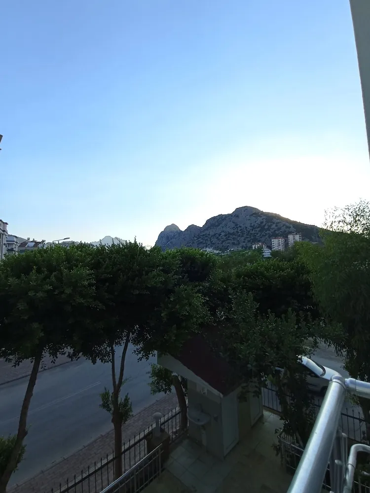 Club Apart Daire, Balkon, Dağ Manzaralı