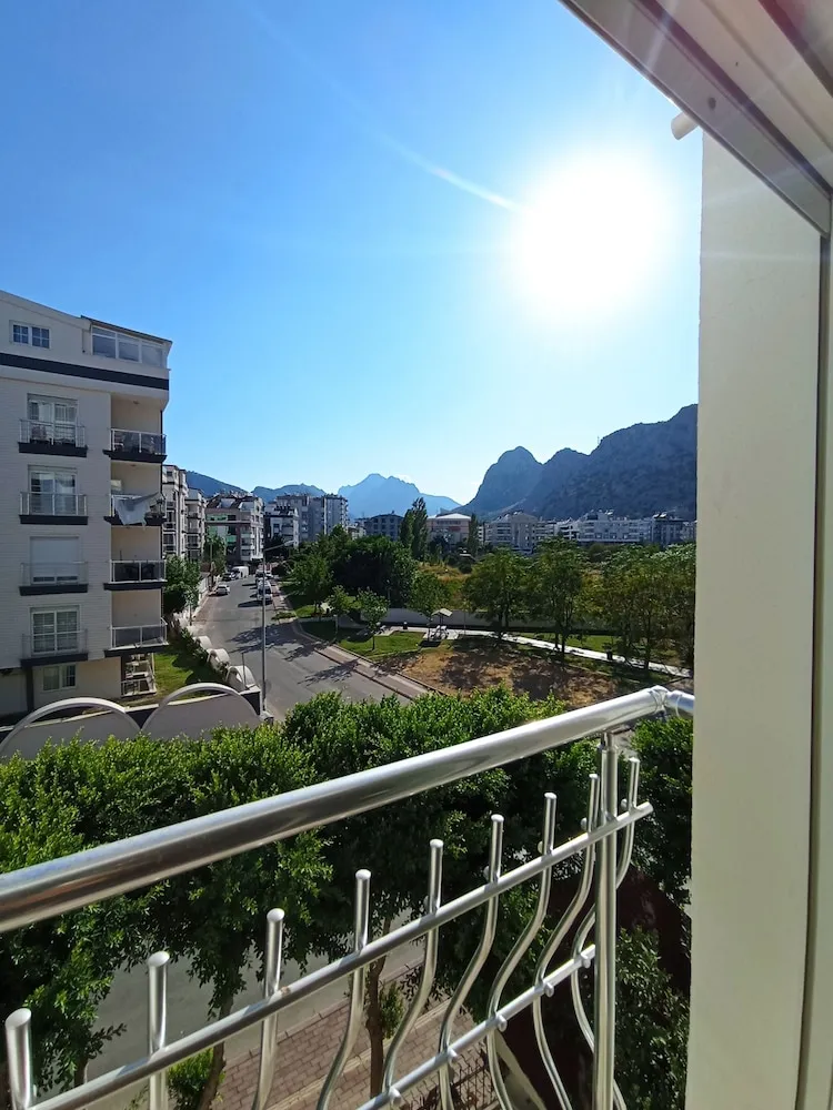 Club Apart Daire, Balkon, Dağ Manzaralı