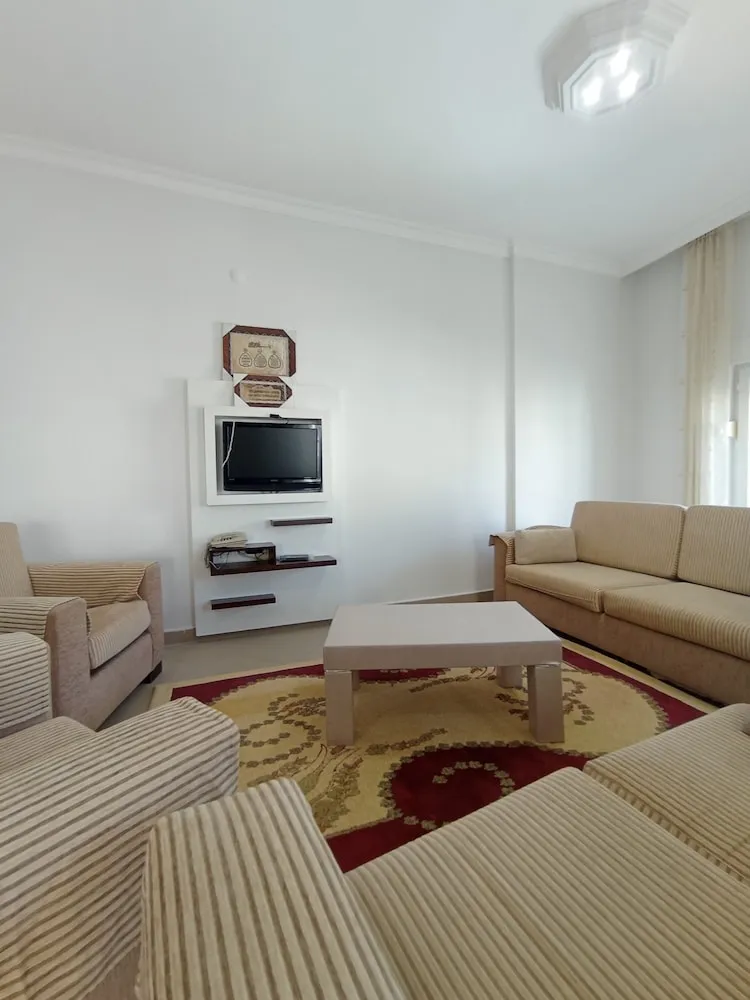 Romantic Apart Daire, 1 Yatak Odası, Balkon, Havuz Manzaralı