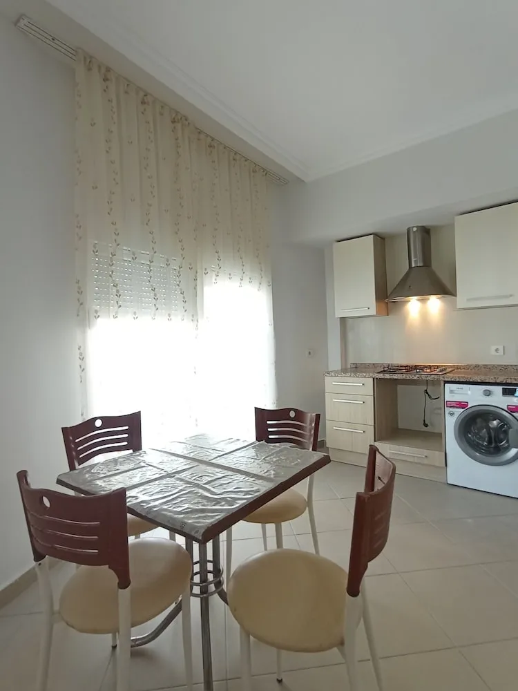 Romantic Apart Daire, 1 Yatak Odası, Balkon, Havuz Manzaralı