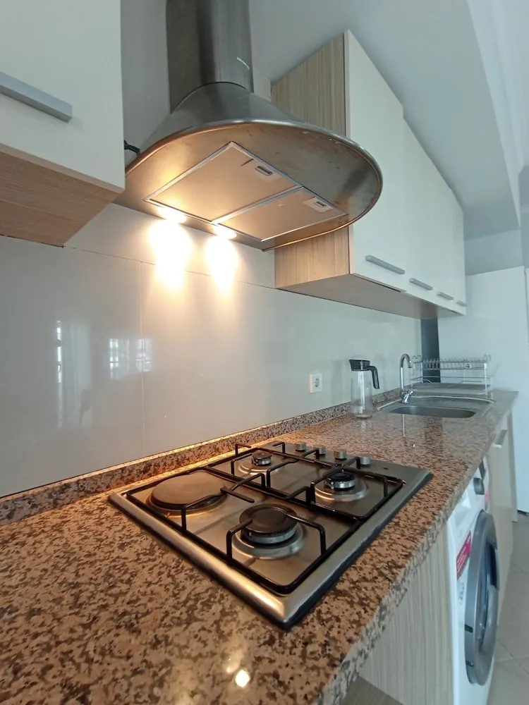 Romantic Apart Daire, 1 Yatak Odası, Balkon, Havuz Manzaralı