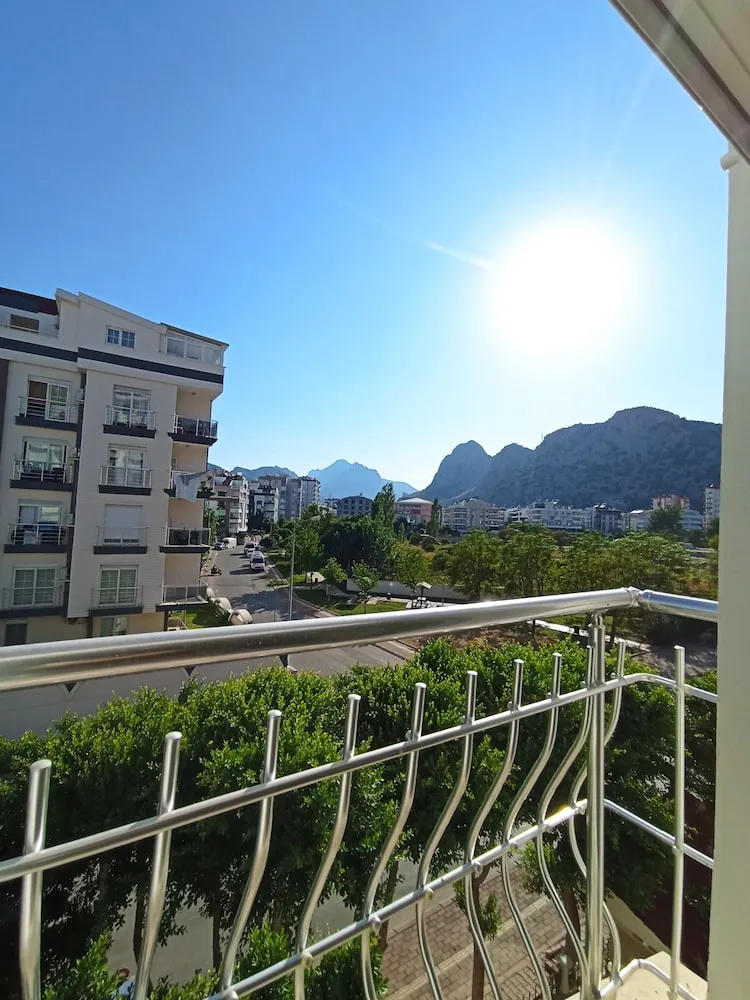 Luxury Apart Daire, 1 Yatak Odası, Balkon, Dağ Manzaralı