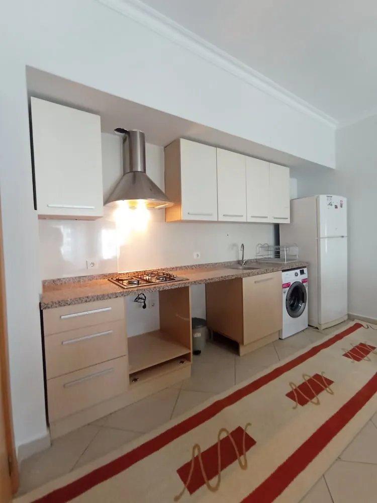 Elite Apart Daire, 1 Yatak Odası, Balkon, Havuz Manzaralı