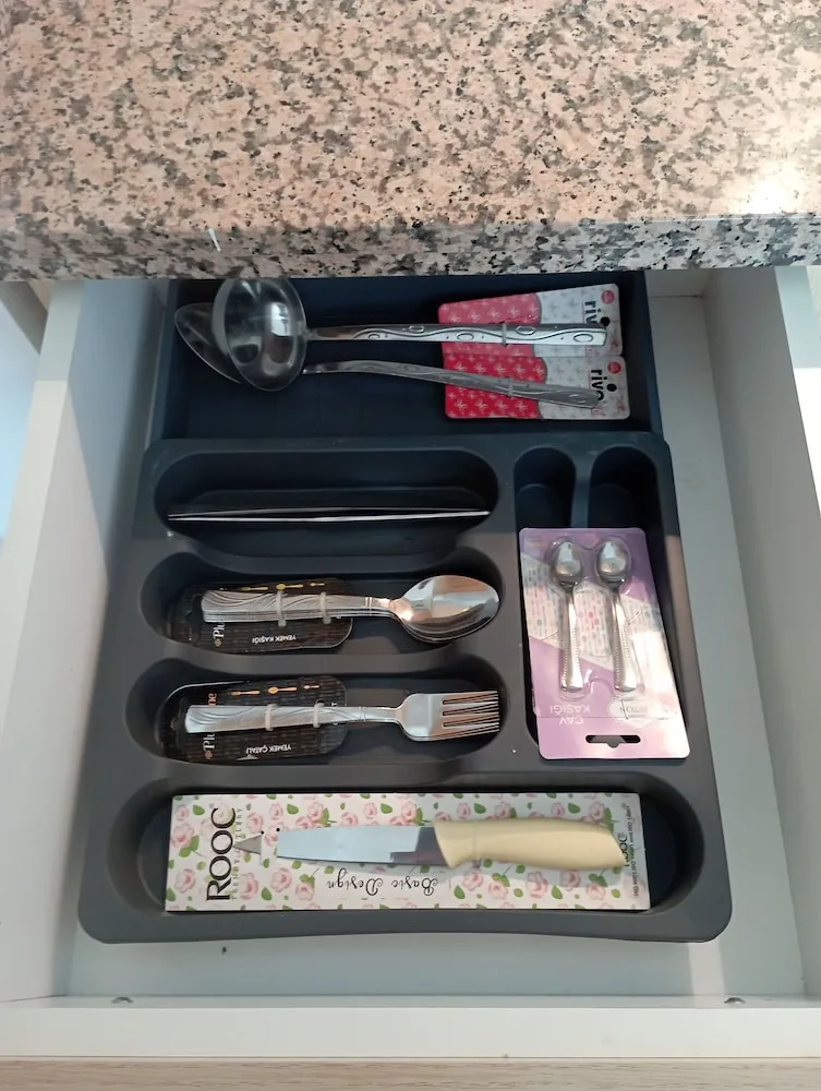 Elite Apart Daire, 1 Yatak Odası, Balkon, Havuz Manzaralı