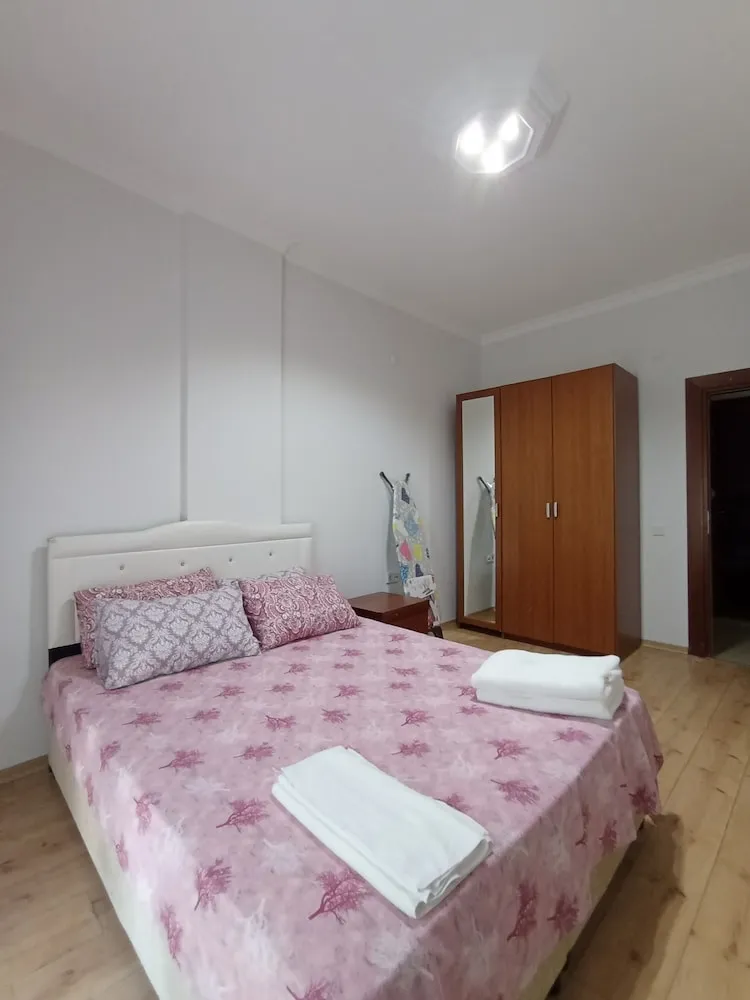 Grand Apart Daire, 1 Yatak Odası, Balkon, Havuz Manzaralı