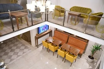 Mavirem Hotel
