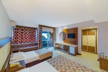 Justiniano Club Alanya – All Inclusive