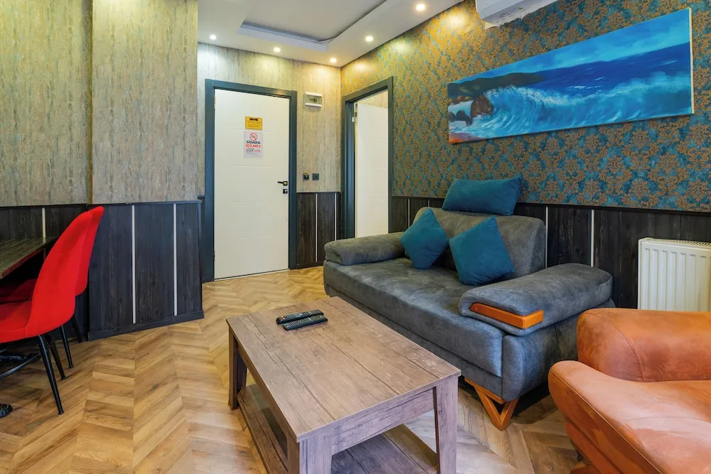 2+1 (Two Bedroom, One Saloon Apartment)