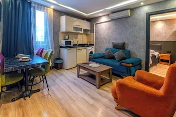 Dolce Vita Suite Hotel