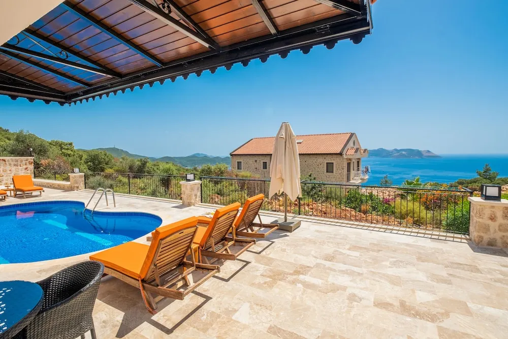 Villa, Deniz Manzaralı