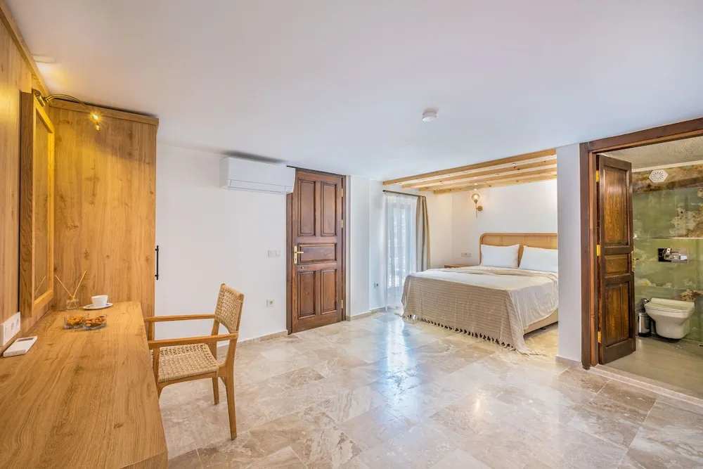 Stüdyo, Deniz Manzaralı