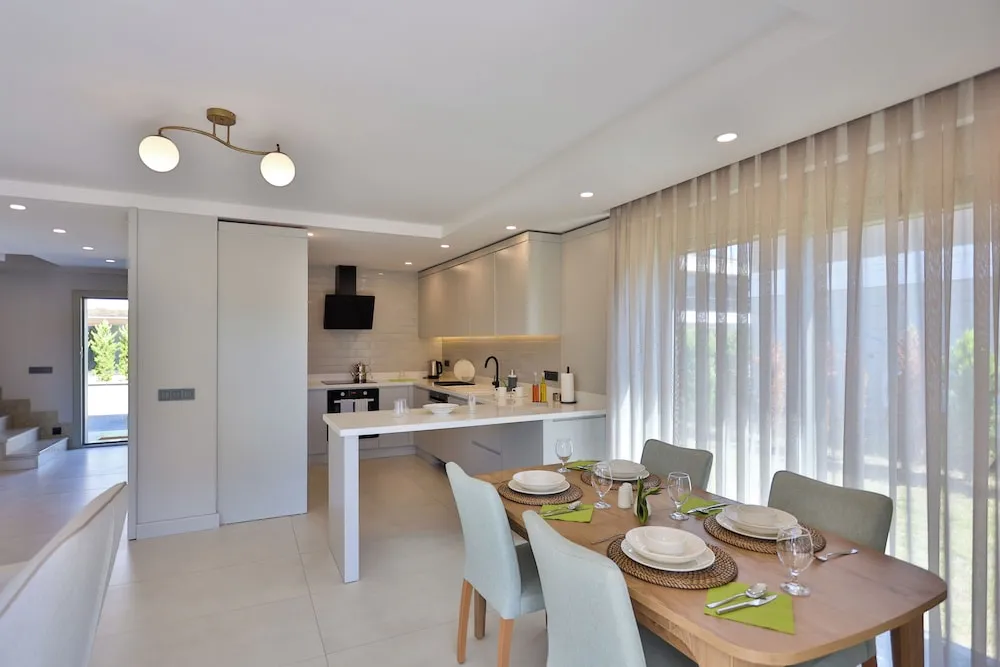 Family Villa, 3 Yatak Odası, Havuz Manzaralı