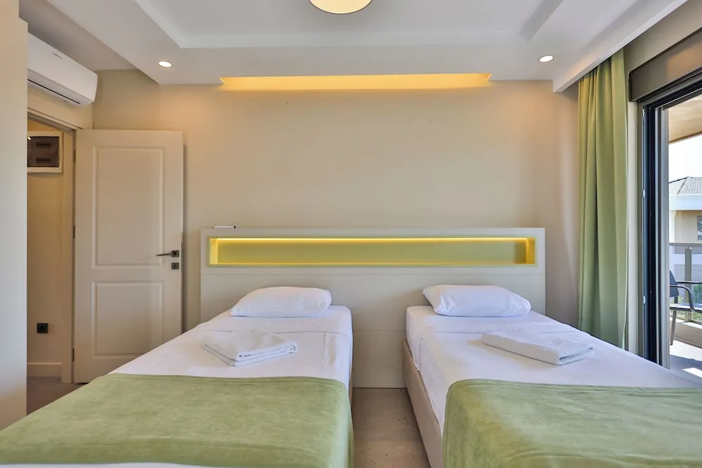 Family Villa, 3 Yatak Odası, Havuz Manzaralı
