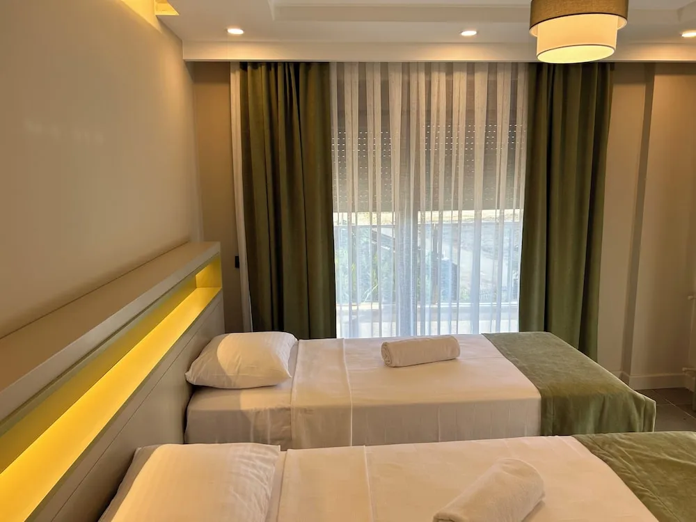 Family Villa, 3 Yatak Odası, Havuz Manzaralı